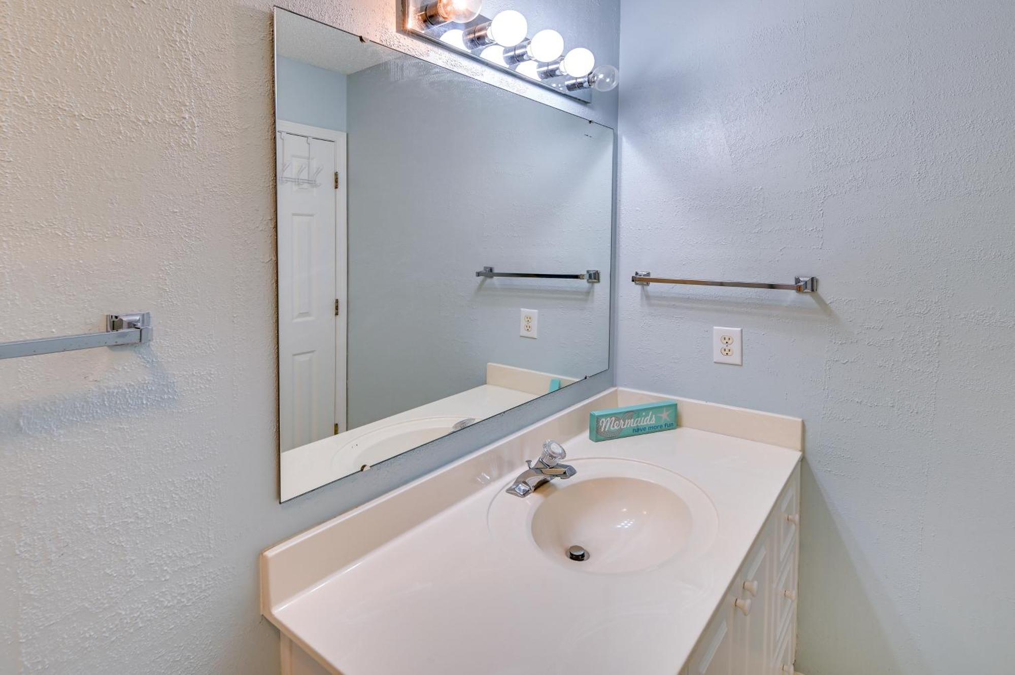 Surfside Beach Oasis With Private Pool And Gas Grill! เมอร์เทิลบีช ภายนอก รูปภาพ